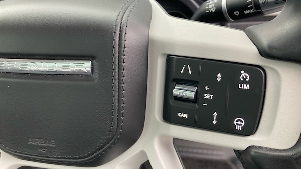 Used Land Rover Defender 2021 for sale - 76192988: Photo 27