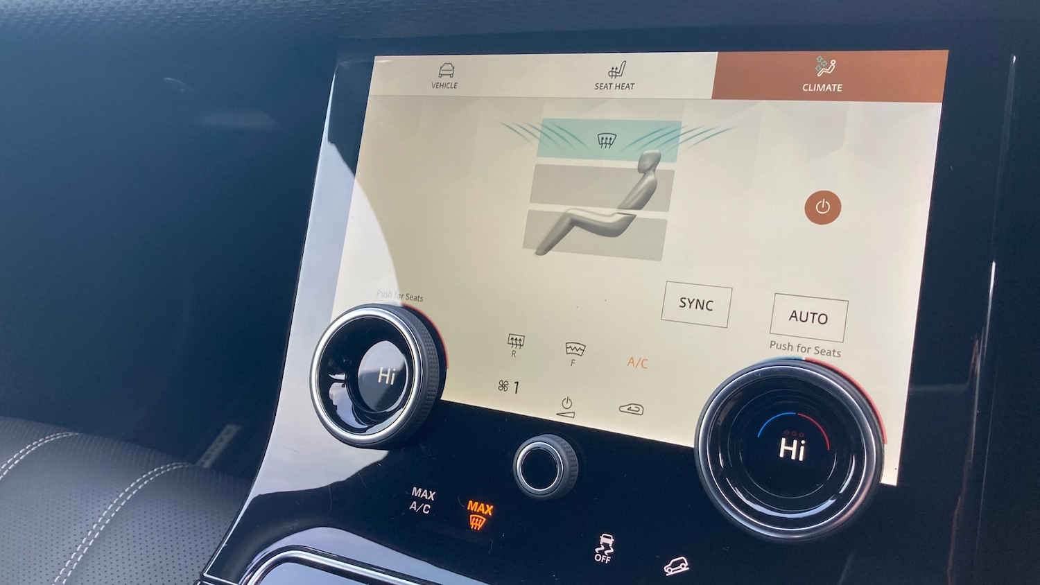 Used Land Rover Range Rover Velar 2022 for sale - 77113298: Photo 31