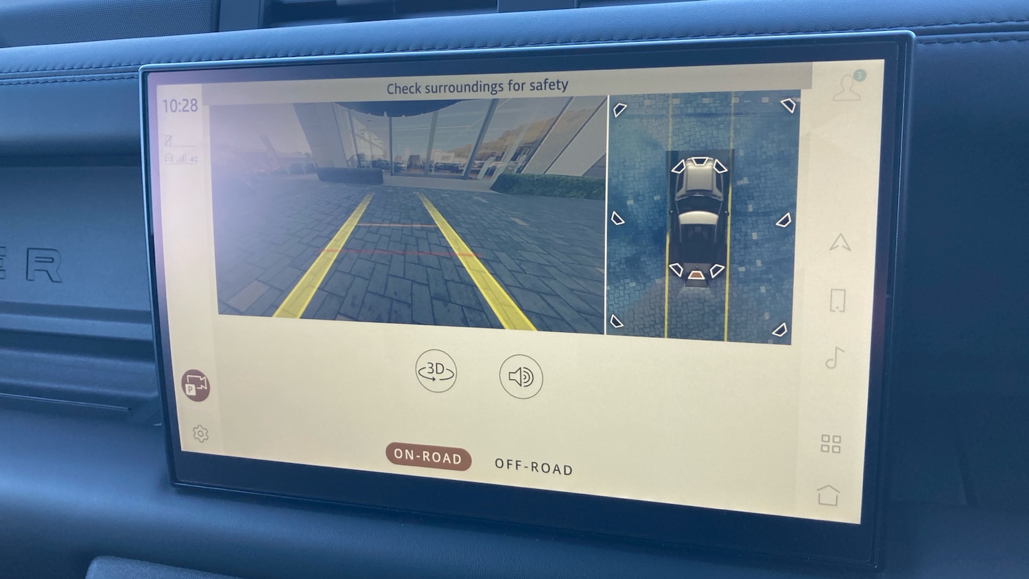 Used Land Rover Defender 2022 for sale - 76384913: Photo 12