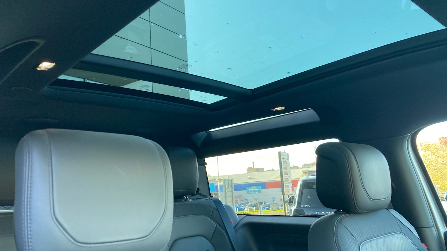 Used Land Rover Defender 2022 for sale - 76384913: Photo 21