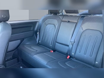 Used Land Rover Defender 2022 for sale - 76384913: Photo