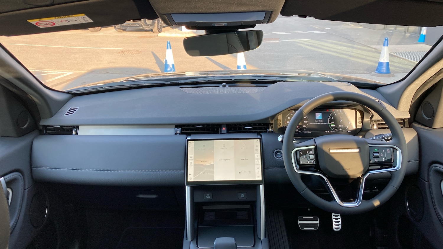 Used Land Rover Discovery Sport 2025 for sale - 77873166: Photo 9