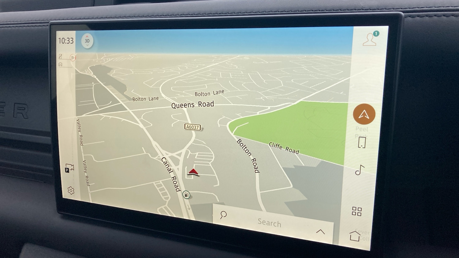 Used Land Rover Defender 2024 for sale - 77128104: Photo 11