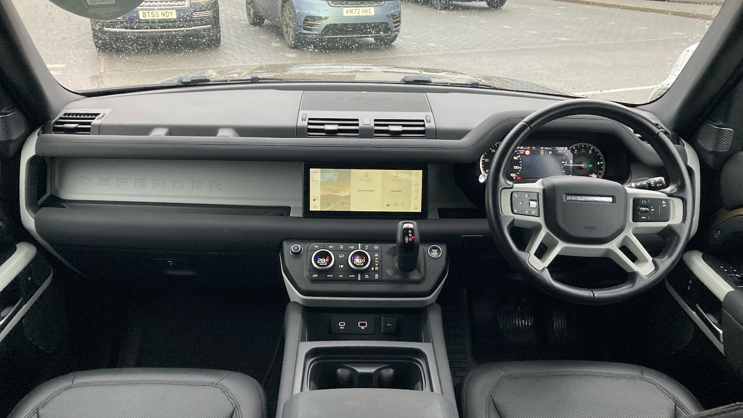 Used Land Rover Defender 2024 for sale - 77128104: Photo 9