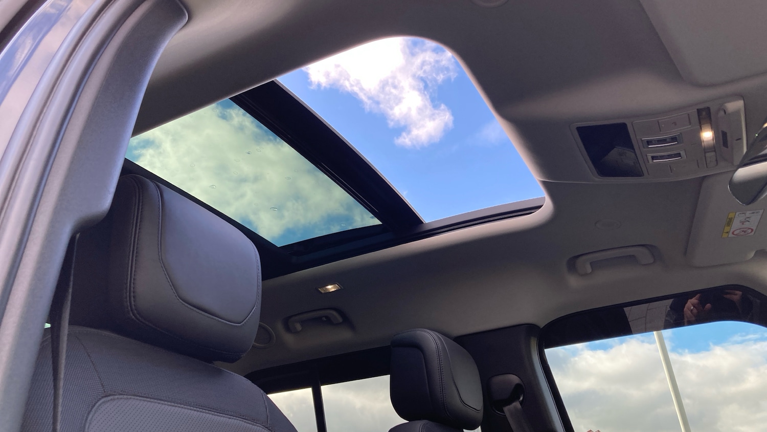 Used Land Rover Defender 2024 for sale - 77846325: Photo 20