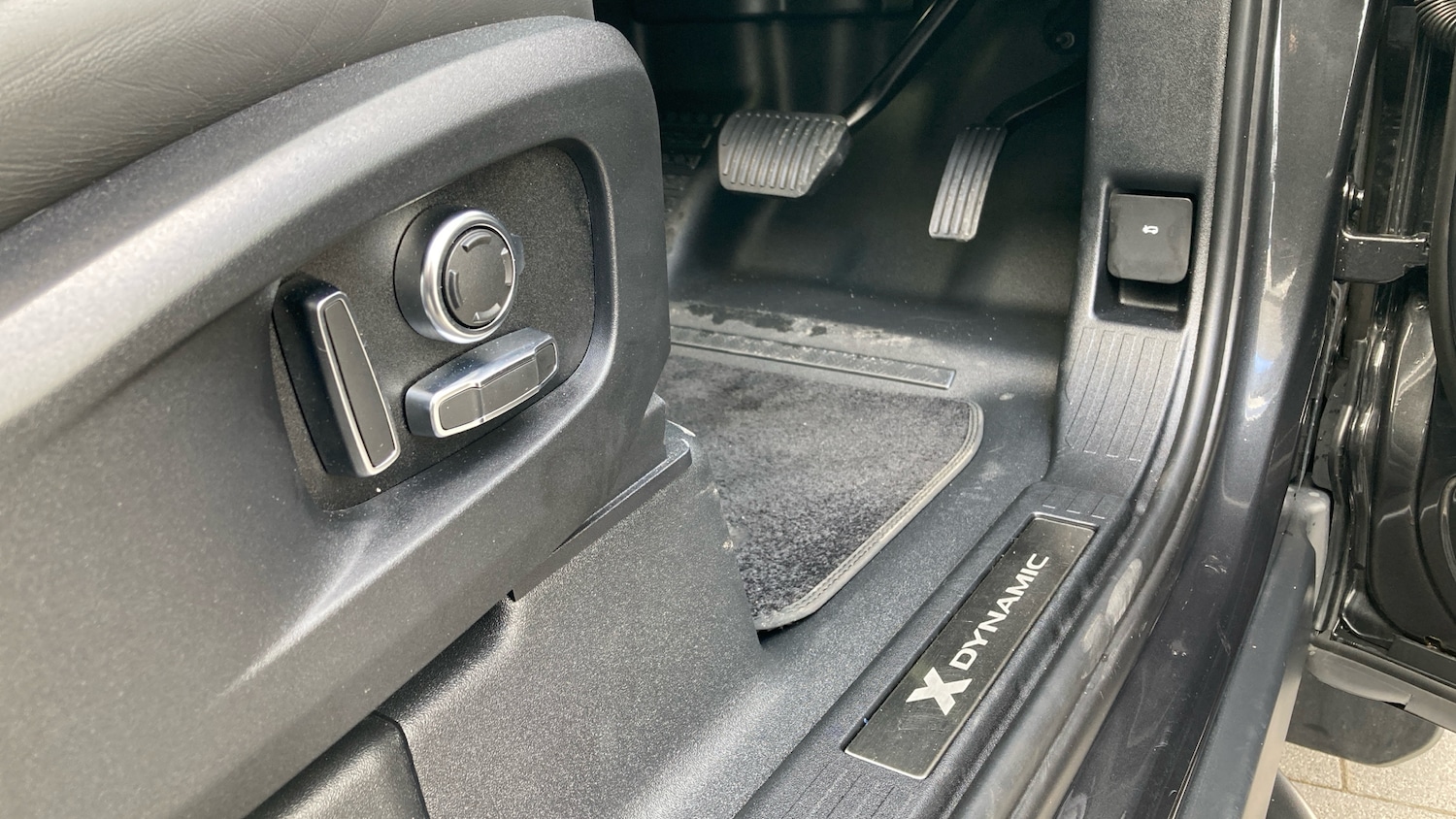 Used Land Rover Defender 2024 for sale - 77846325: Photo 24