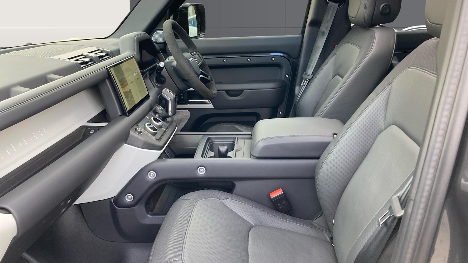 Used Land Rover Defender 2024 for sale - 77846325: Photo 3