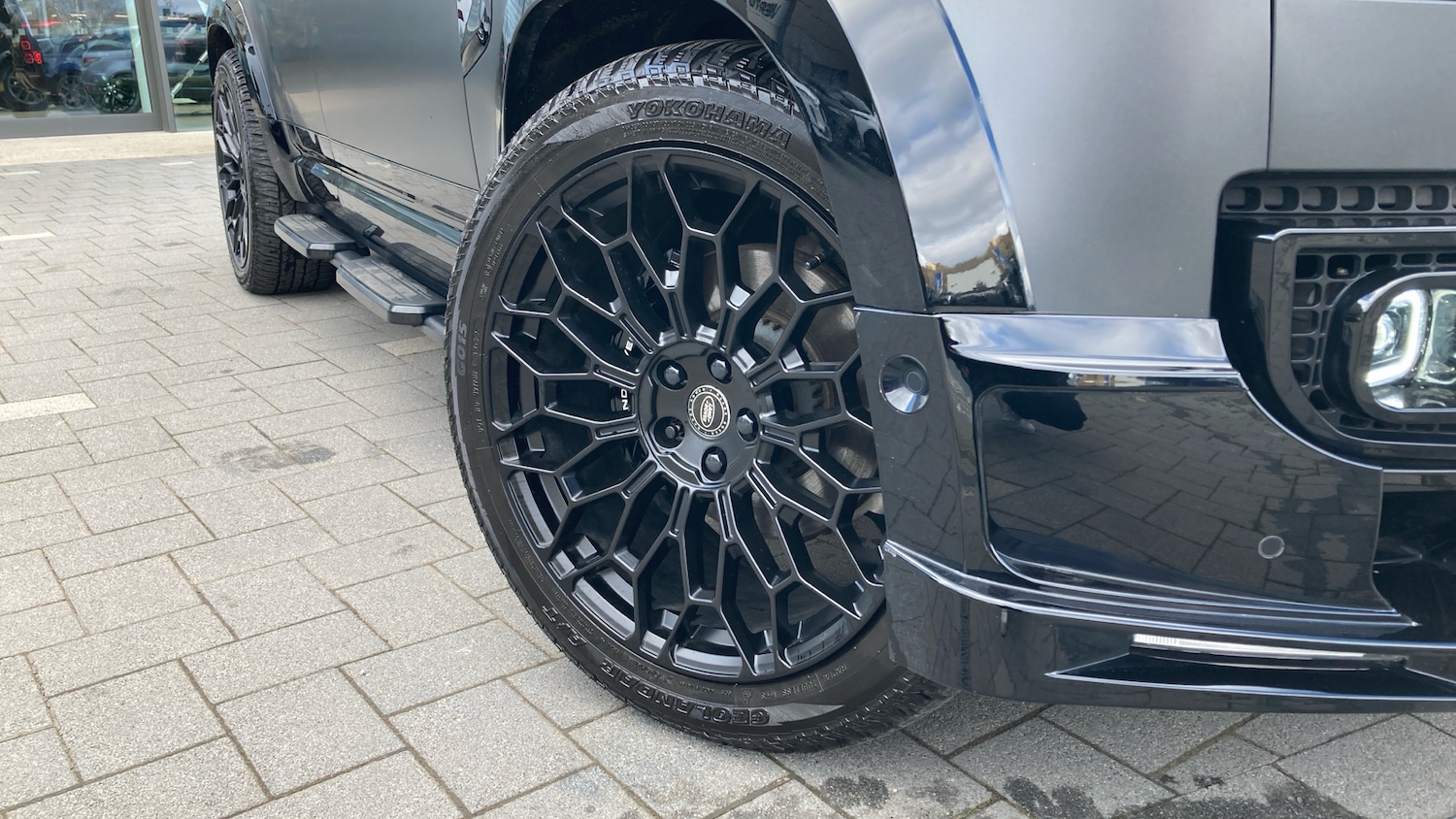 Used Land Rover Defender 2024 for sale - 77846325: Photo 32