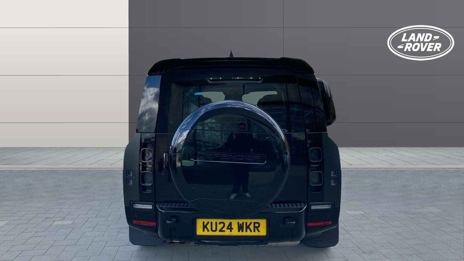 Used Land Rover Defender 2024 for sale - 77846325: Photo 6