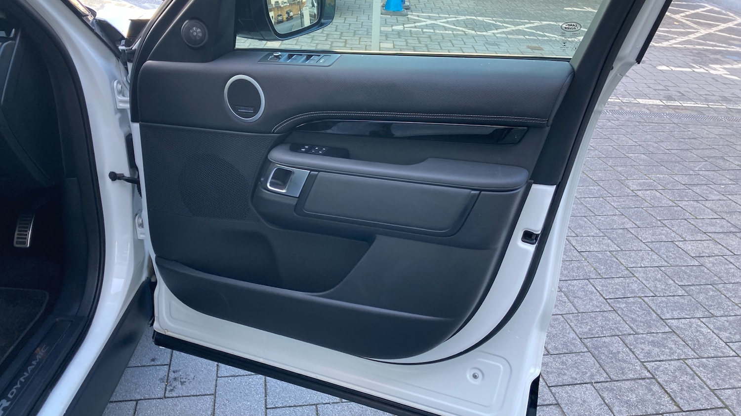 Used Land Rover Discovery 2021 for sale - 76384907: Photo 27