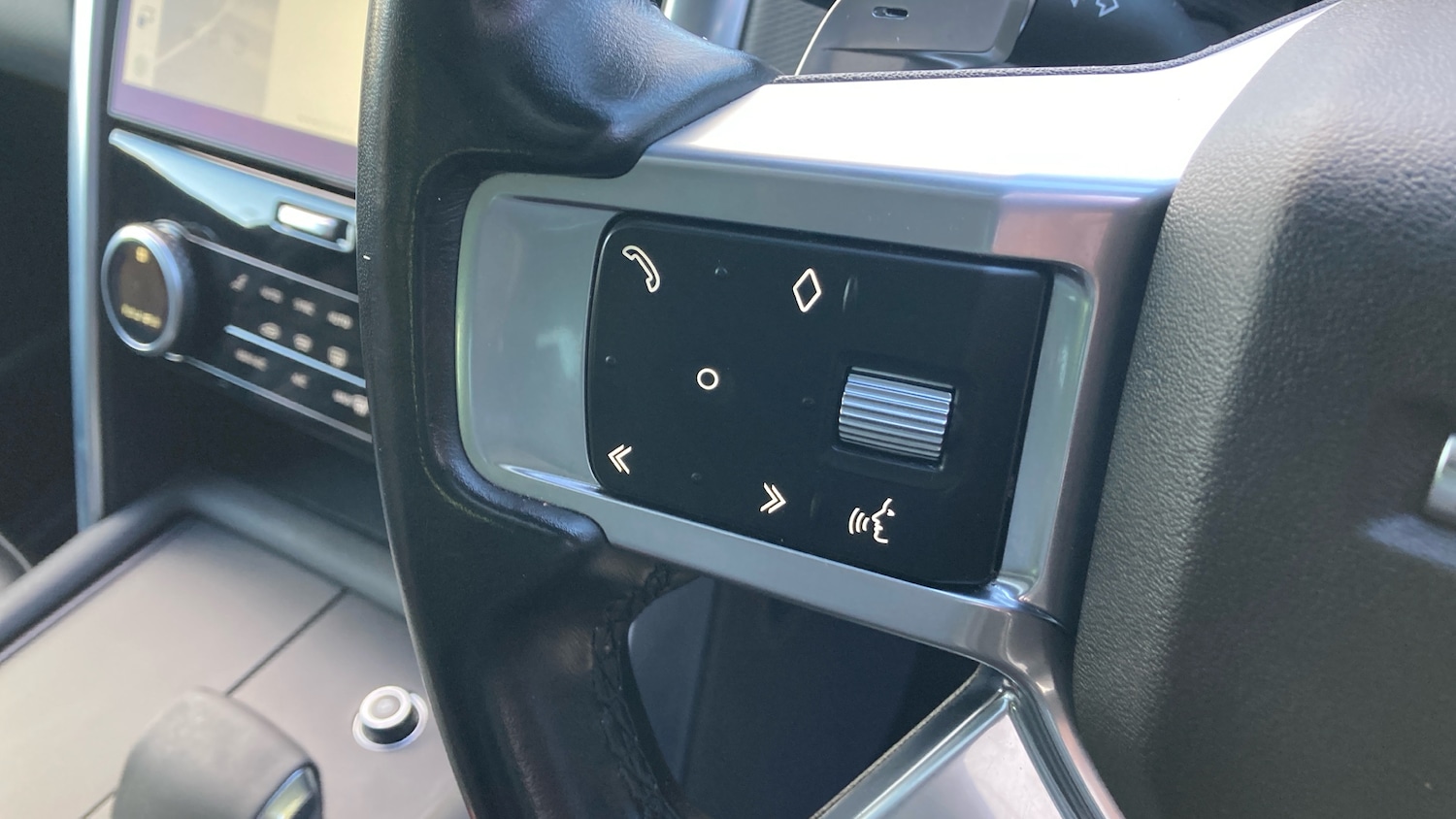 Used Land Rover Discovery 2021 for sale - 76384907: Photo 29