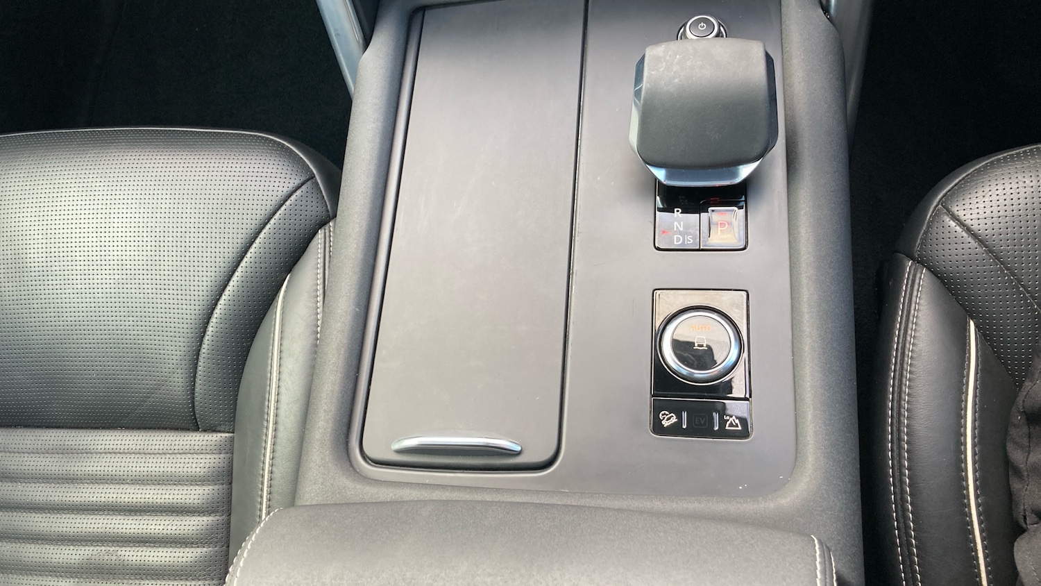 Used Land Rover Discovery 2021 for sale - 76384907: Photo 37