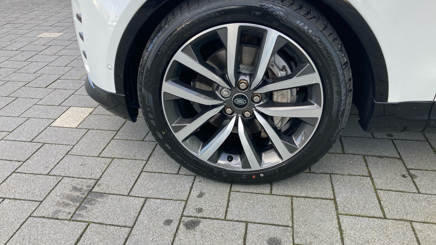 Used Land Rover Discovery 2021 for sale - 76384907: Photo 42