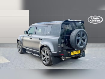 Used Land Rover Defender 2021 for sale - 79476315: Photo