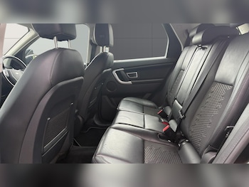 Used Land Rover Discovery Sport 2018 for sale - 79357415: Photo