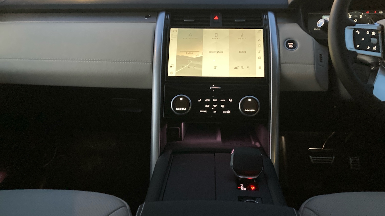 Used Land Rover Discovery 2025 for sale - 76777203: Photo 14