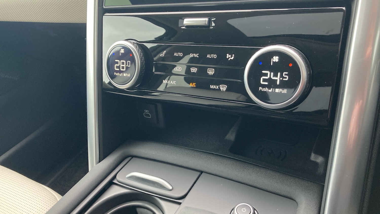 Used Land Rover Discovery 2025 for sale - 76777203: Photo 37