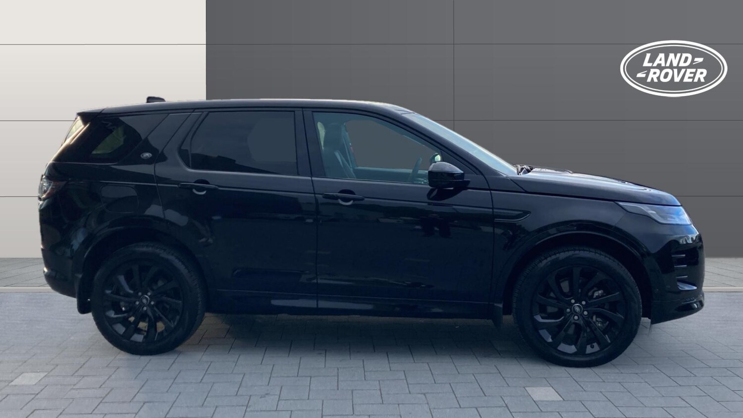 Used Land Rover Discovery Sport 2024 for sale - 76319991: Photo 5