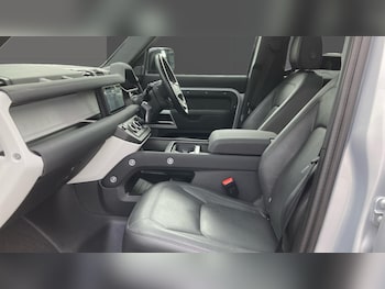 Used Land Rover Defender 2022 for sale - 75263654: Photo