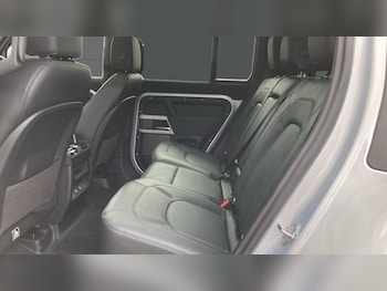 Used Land Rover Defender 2022 for sale - 75263654: Photo