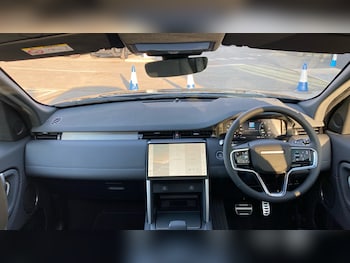 Used Land Rover Discovery Sport 2025 for sale - 78700715: Photo