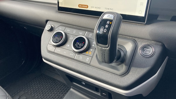 Used Land Rover Defender 2025 for sale - 76193781: Photo 13