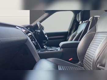 Used Land Rover Discovery 2021 for sale - 77148355: Photo