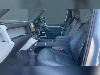 Used Land Rover Defender 2022 for sale - 75220343: Photo