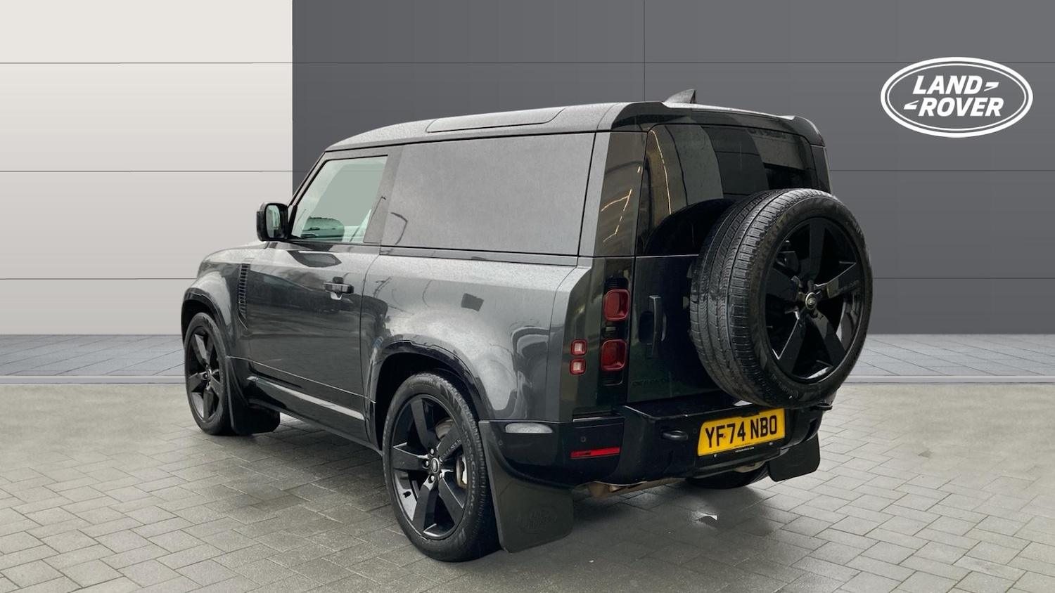 Used Land Rover Defender 2024 for sale - 76905964: Photo 2