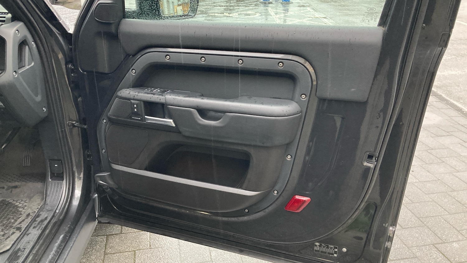 Used Land Rover Defender 2024 for sale - 76905964: Photo 27