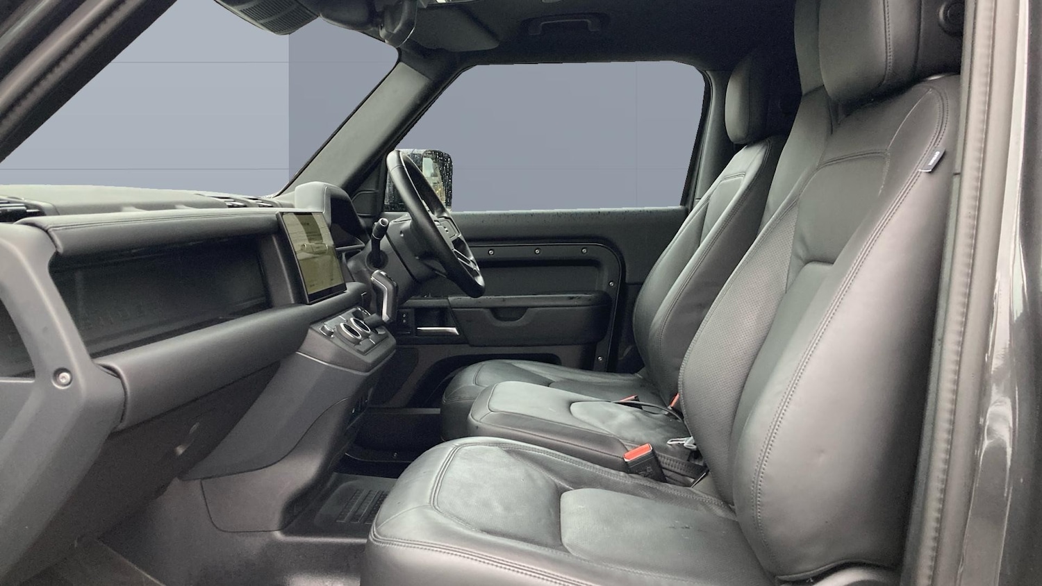 Used Land Rover Defender 2024 for sale - 76905964: Photo 3