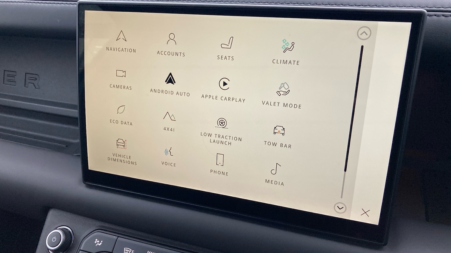 Used Land Rover Defender 2024 for sale - 76905964: Photo 31