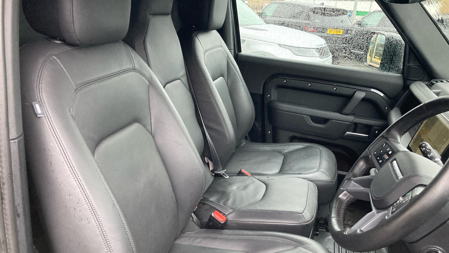 Used Land Rover Defender 2024 for sale - 76905964: Photo 38