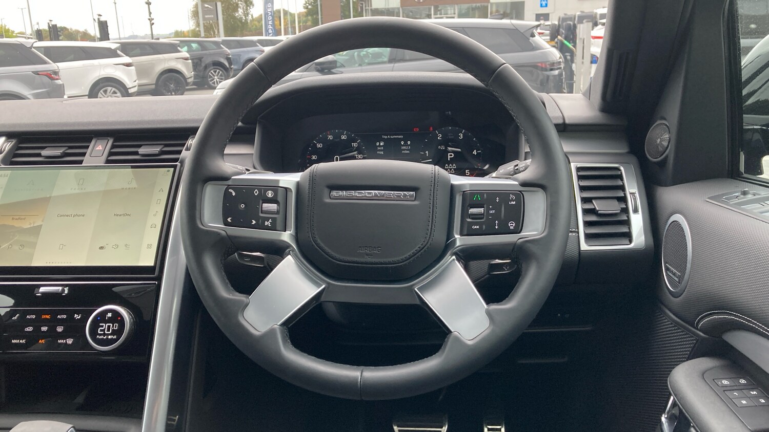 Used Land Rover Discovery 2025 for sale - 76218688: Photo 15