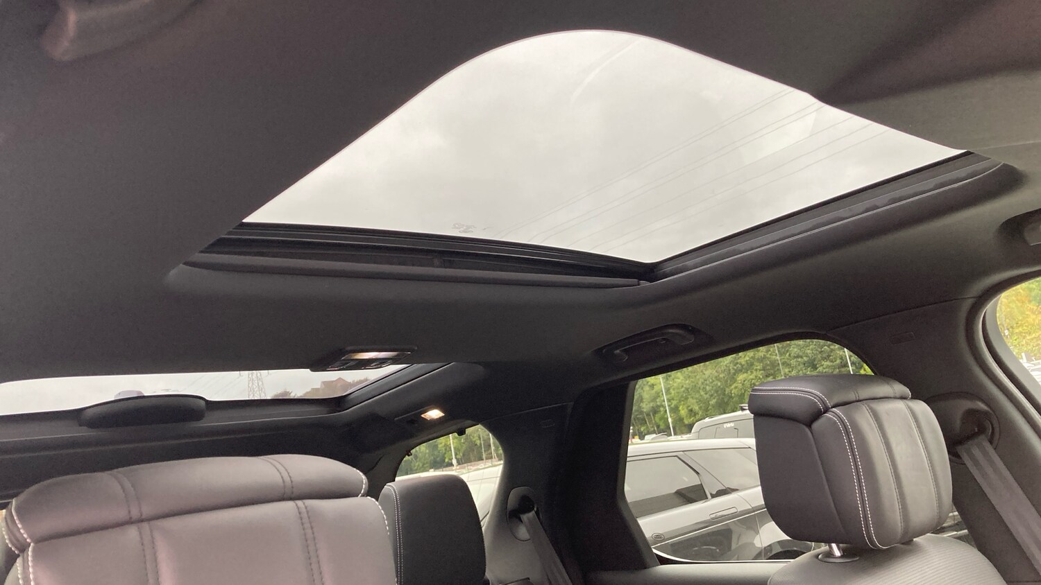 Used Land Rover Discovery 2025 for sale - 76218688: Photo 21