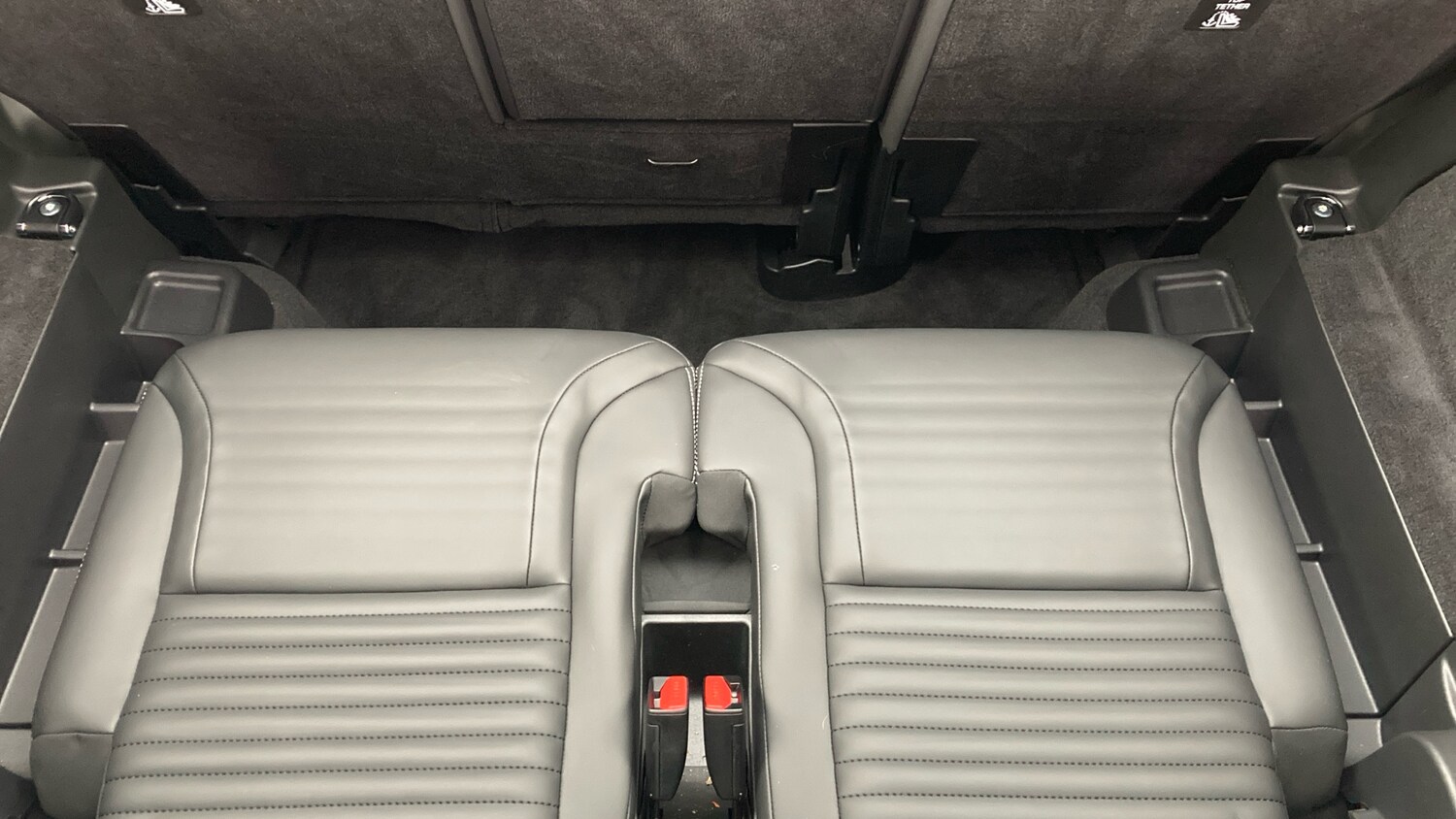 Used Land Rover Discovery 2025 for sale - 76218688: Photo 25