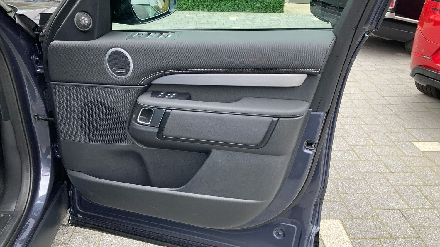 Used Land Rover Discovery 2025 for sale - 76218688: Photo 28