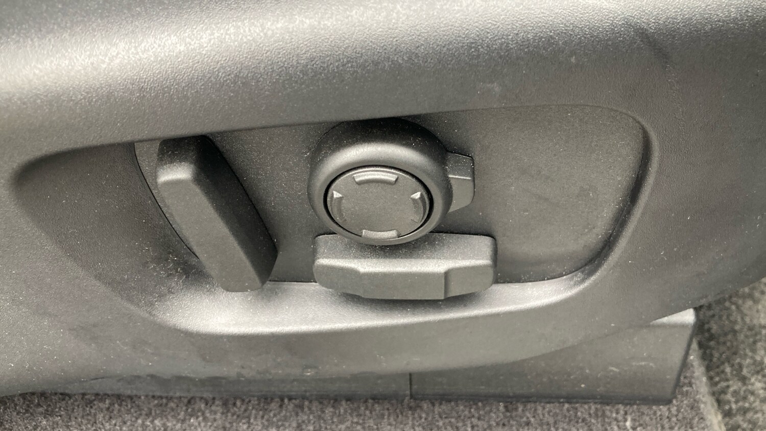 Used Land Rover Discovery 2025 for sale - 76218688: Photo 29