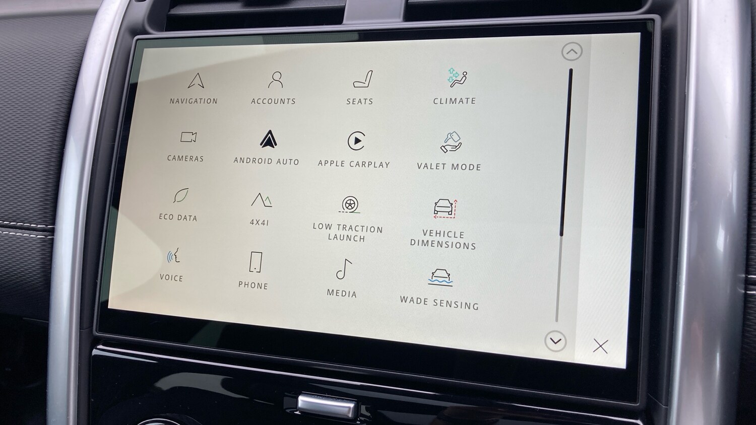 Used Land Rover Discovery 2025 for sale - 76218688: Photo 32