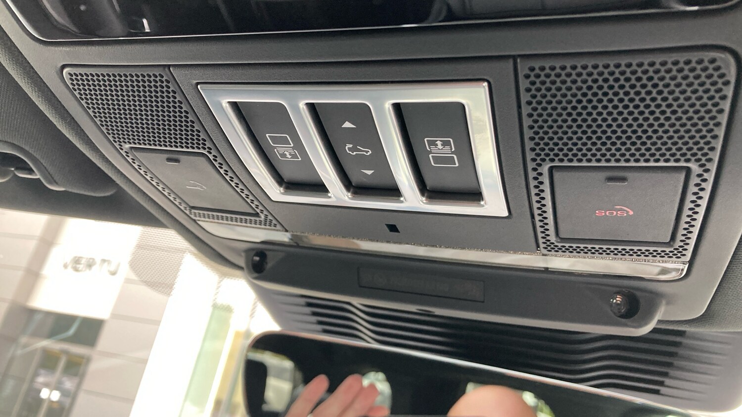 Used Land Rover Discovery 2025 for sale - 76218688: Photo 40