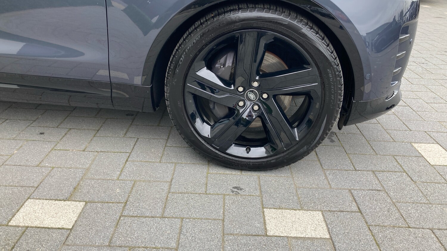 Used Land Rover Discovery 2025 for sale - 76218688: Photo 41