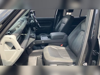 Used Land Rover Defender 2020 for sale - 78699084: Photo