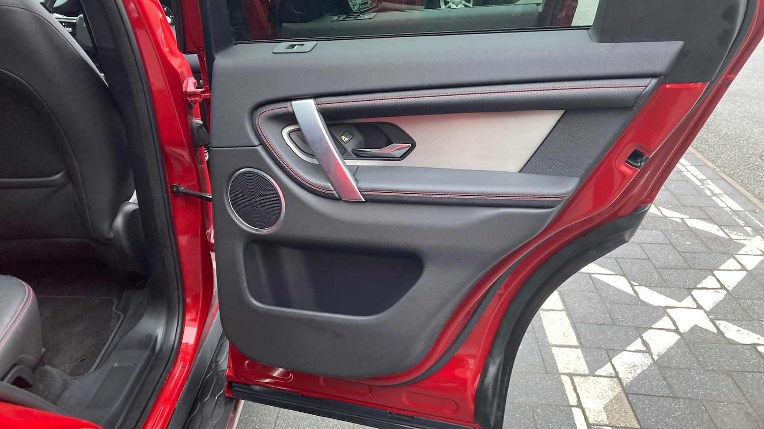 Used Land Rover Discovery Sport 2020 for sale - 77270724: Photo 25