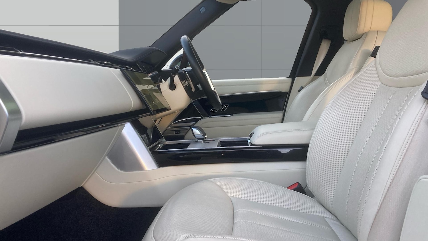 Used Land Rover Range Rover 2024 for sale - 76960643: Photo 3