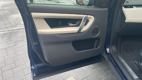 Used Land Rover Discovery Sport 2022 for sale - 76142334: Photo 26