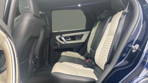Used Land Rover Discovery Sport 2022 for sale - 76142334: Photo 4