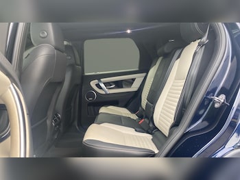 Used Land Rover Discovery Sport 2022 for sale - 76142334: Photo 4