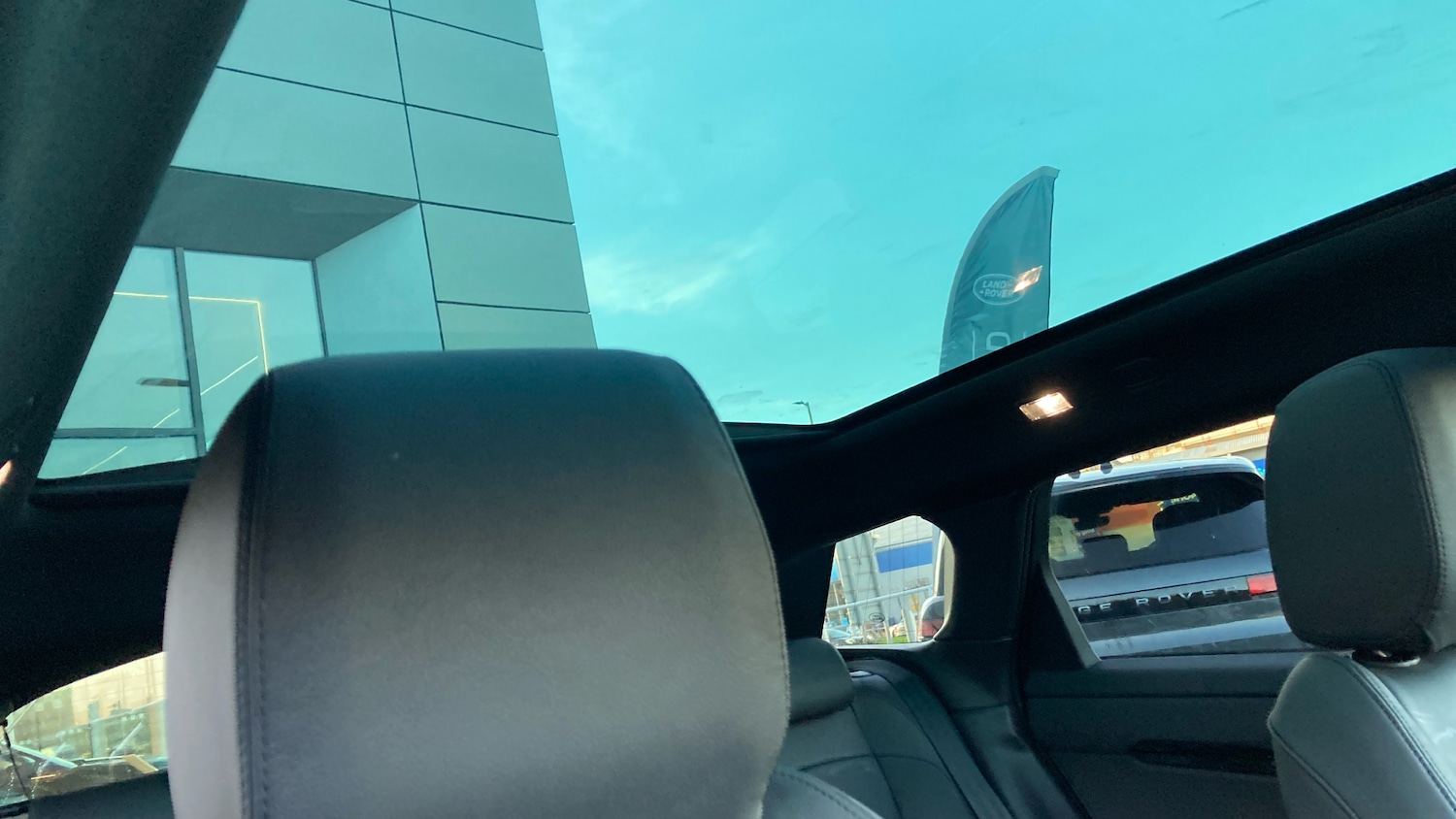 Used Land Rover Range Rover Evoque 2025 for sale - 76737954: Photo 21