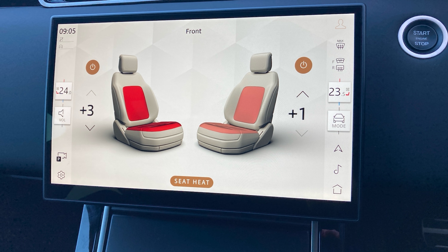 Used Land Rover Range Rover Evoque 2025 for sale - 76737954: Photo 31