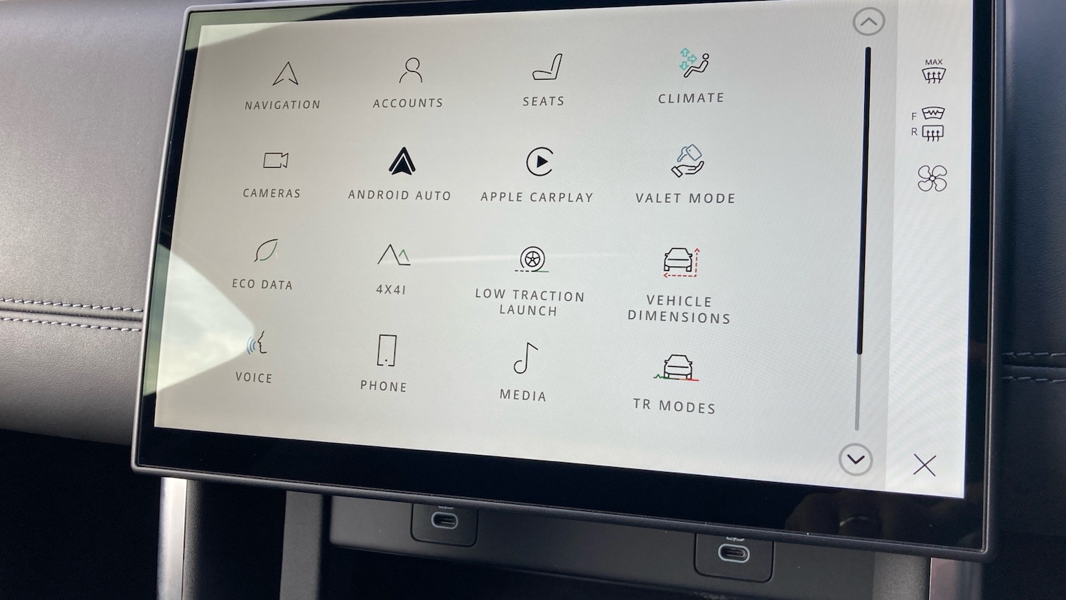 Used Land Rover Discovery Sport 2025 for sale - 76384908: Photo 27